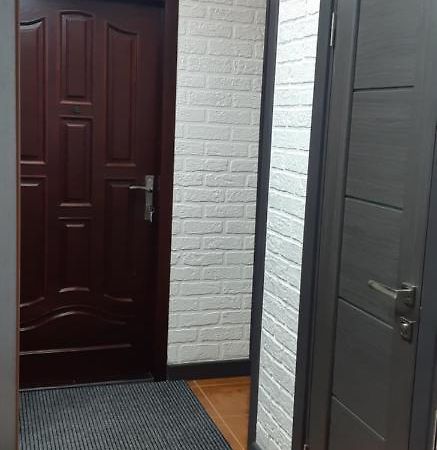Apartment On Soborna 91 ヴィーンヌィツャ エクステリア 写真