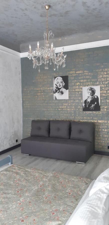 Apartment On Soborna 91 ヴィーンヌィツャ エクステリア 写真